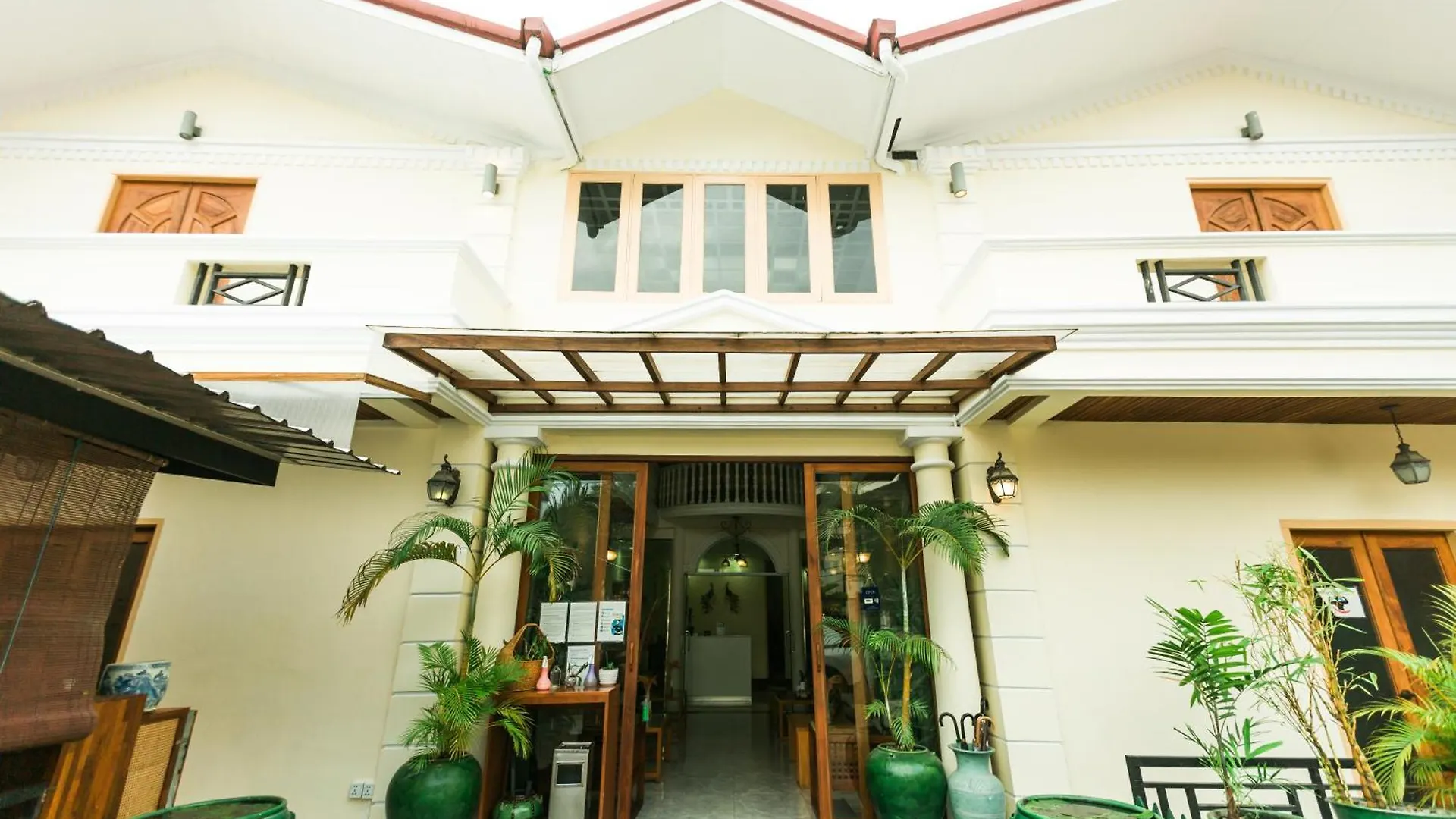 Ambassador Hill Hotel Yangon